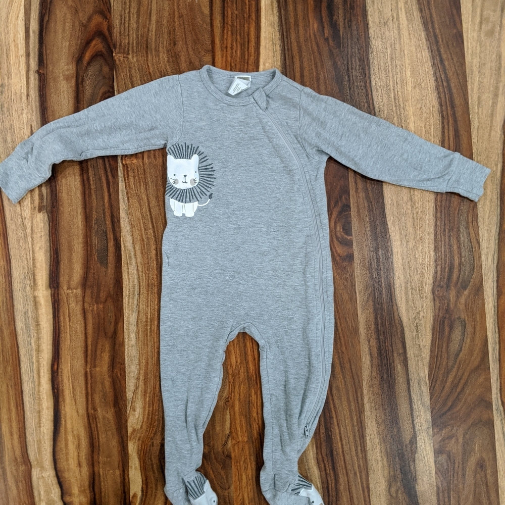 Footed zip one piece pajamas with lion image! EUC